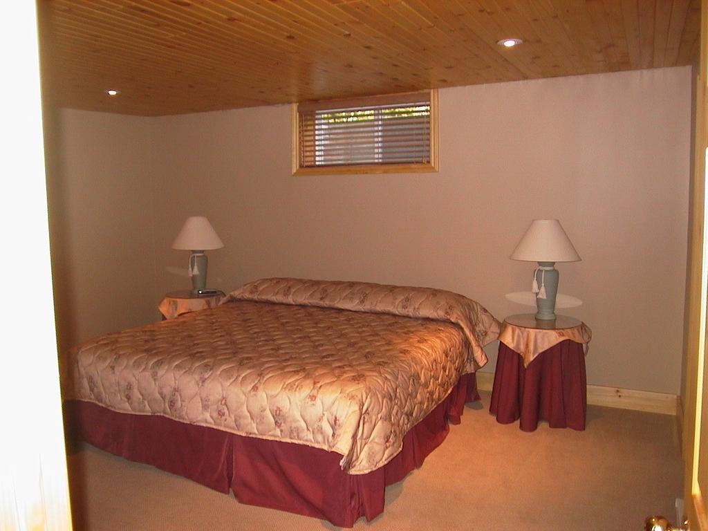 Pow Wow Point Lodge Huntsville Bilik gambar